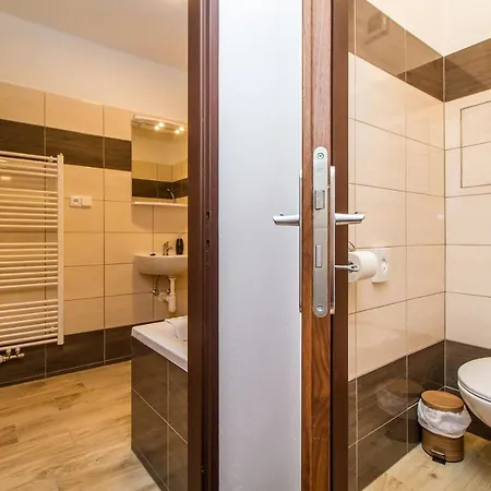 Apartment Silver By Lh Kutna Hora