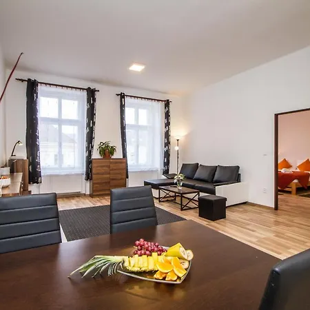 Silver Apartment *
