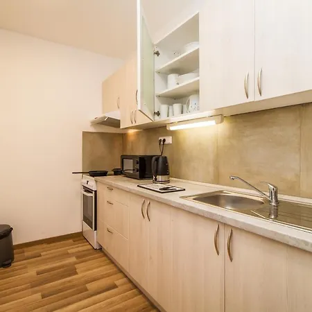 Apartment Silver By Lh