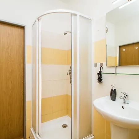 Silver Apartment